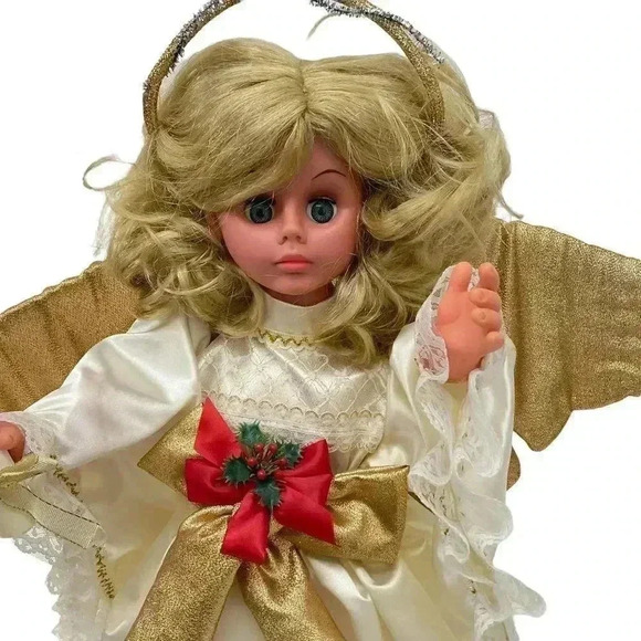 Rennoc Motion Animated Blonde Christmas Angel Illuminated Candle Gold Wings - Picture 2 of 6